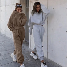 Load image into Gallery viewer, 2024 Women&#39;s Fall pantsuit Solid color  loose hoodie Wide leg pants Two-piece winter tracksuit Female&#39;s
