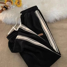 Load image into Gallery viewer, 2024 Corduroy Striped Sweatpants Women Streetwear Thick Wide Leg Pants Y2K Harajuku High Waist Joggers Korean Baggy Trousers
